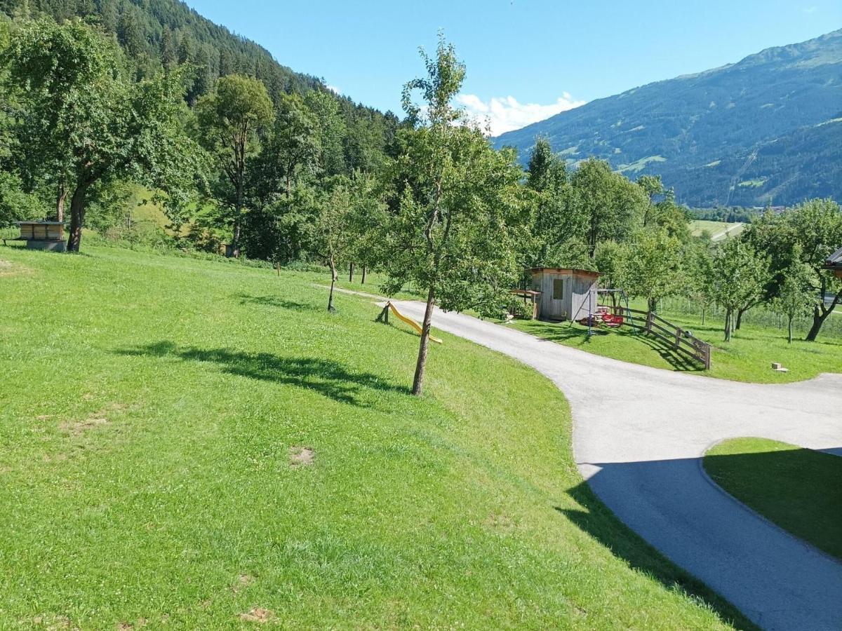 Holiday On An Organic Farm In Hart Im Zillertal Exteriör bild